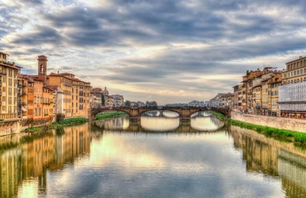 Discover Florence in Comfort with a Private Chauffeur-Driven Car