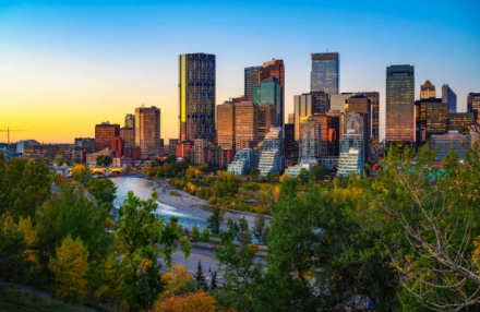 Calgary Looks West: Explore the City and the Rocky Mountains with a Private Driver