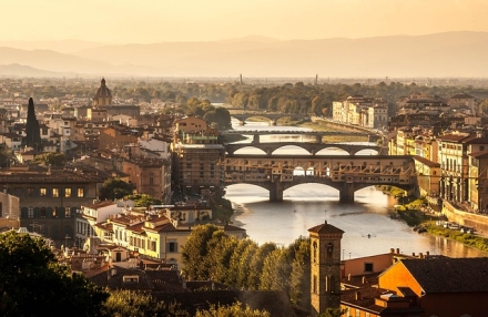Discover Florence in Comfort with a Private Chauffeur-Driven Car