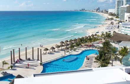 Durch die erstaunliche Welt Cancúns auf vier luxuriösen Rädern