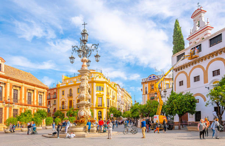 Going to Seville? – Easy!