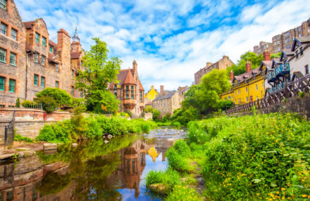 Edinburgh: History, Whisky and Comfort