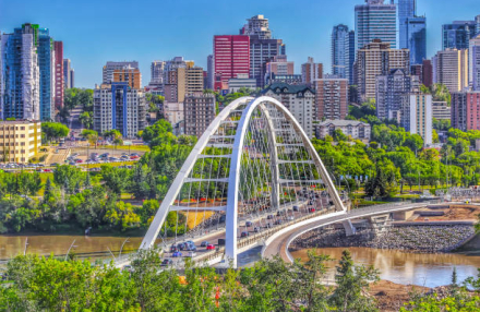 Invited to Edmonton? Think About How to Get Around the City and Beyond