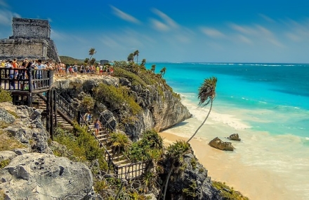 El misterioso Tulum: comodidad VIP sobre ruedas