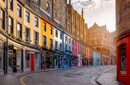 Edinburgh: History, Whisky and Comfort