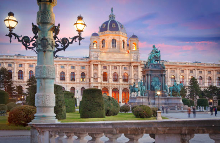 Experience the Rhythm of Vienna with a Chauffeur-Driven Car