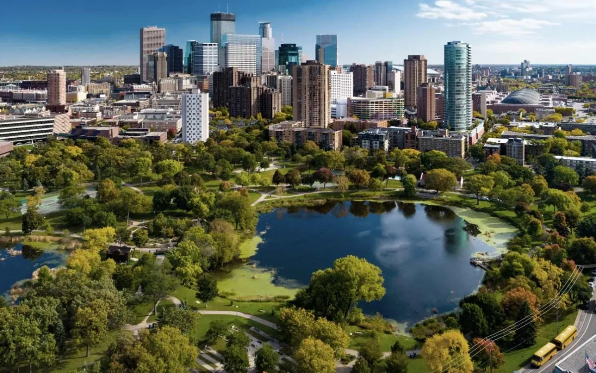 Chauffeur Service in Minneapolis