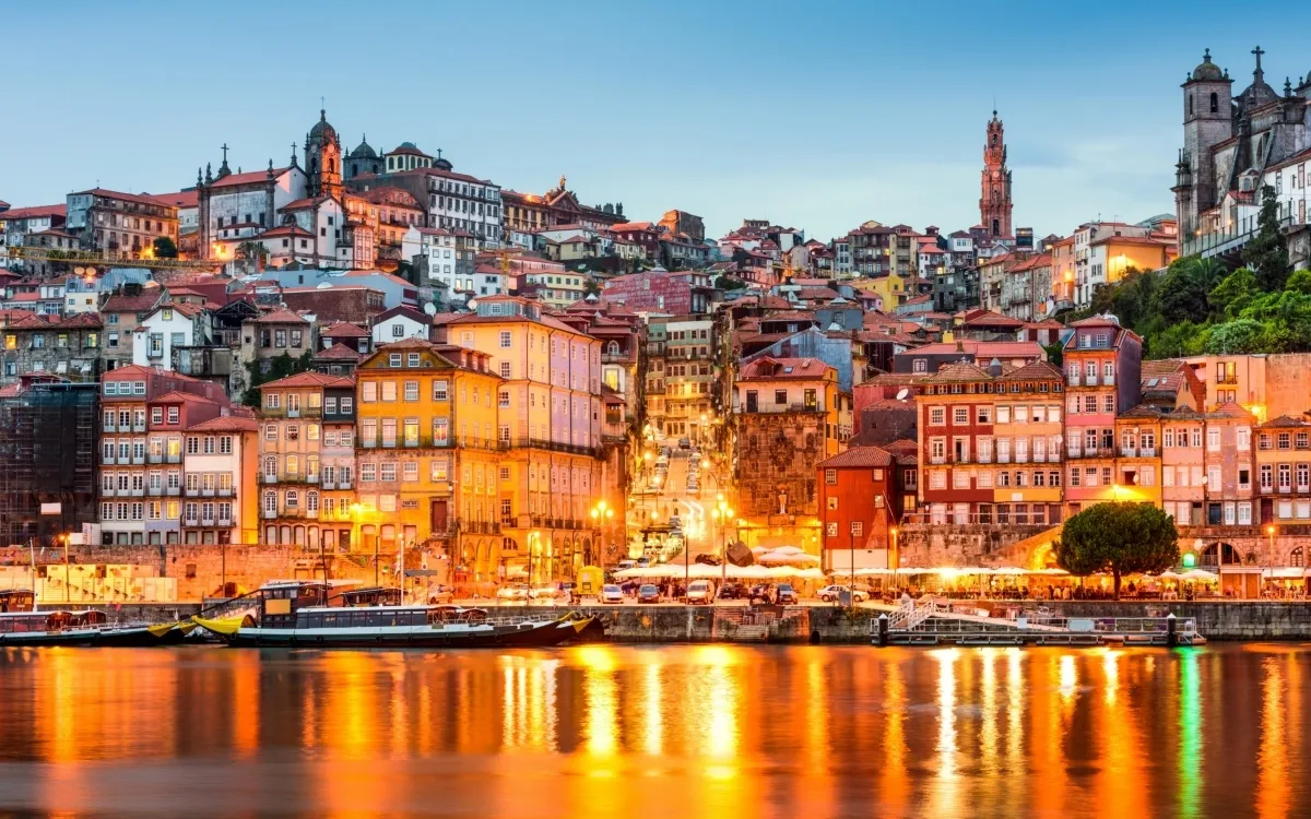 Chauffeur Service in Porto