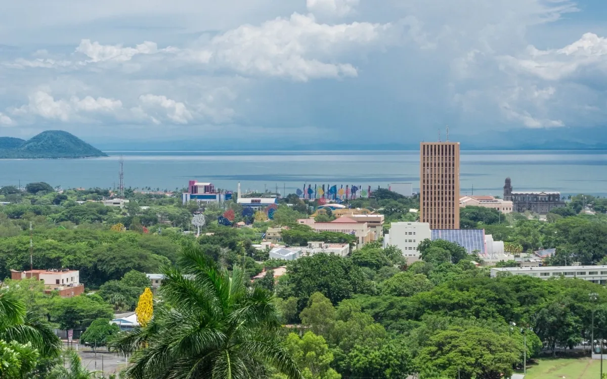 Chauffeur Service in Managua