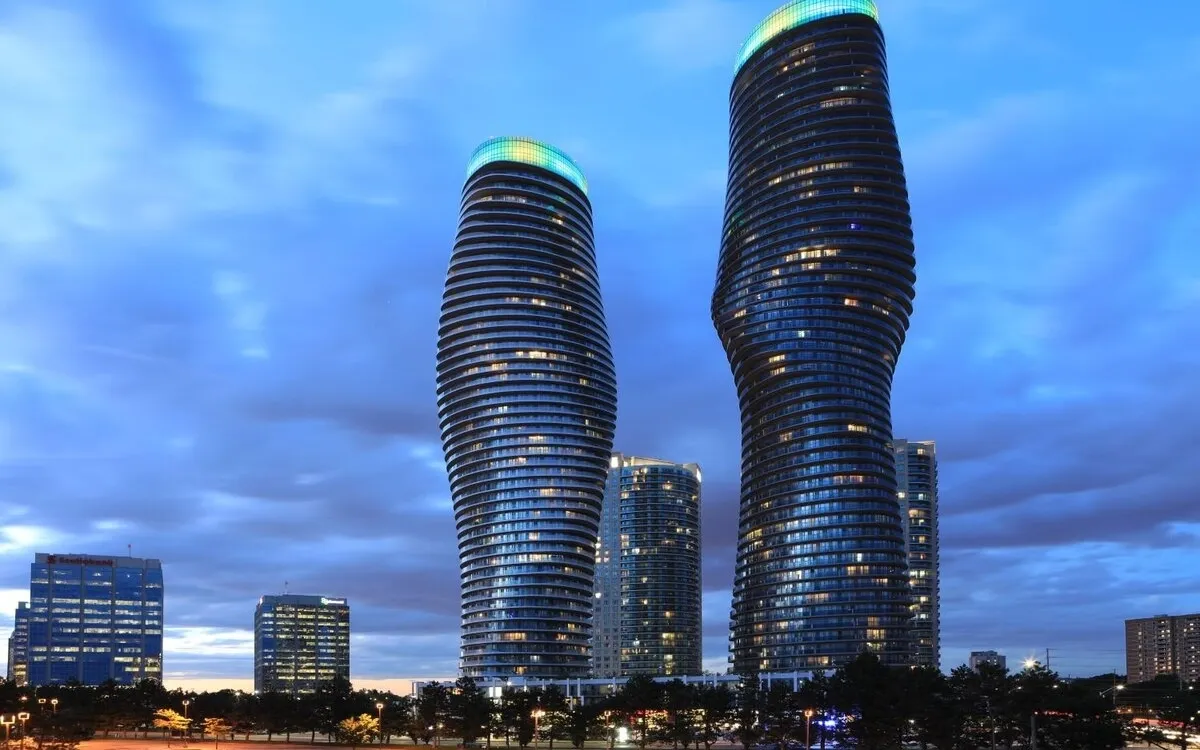 Chauffeur Service in Mississauga — Private Driver and VIP Transfers