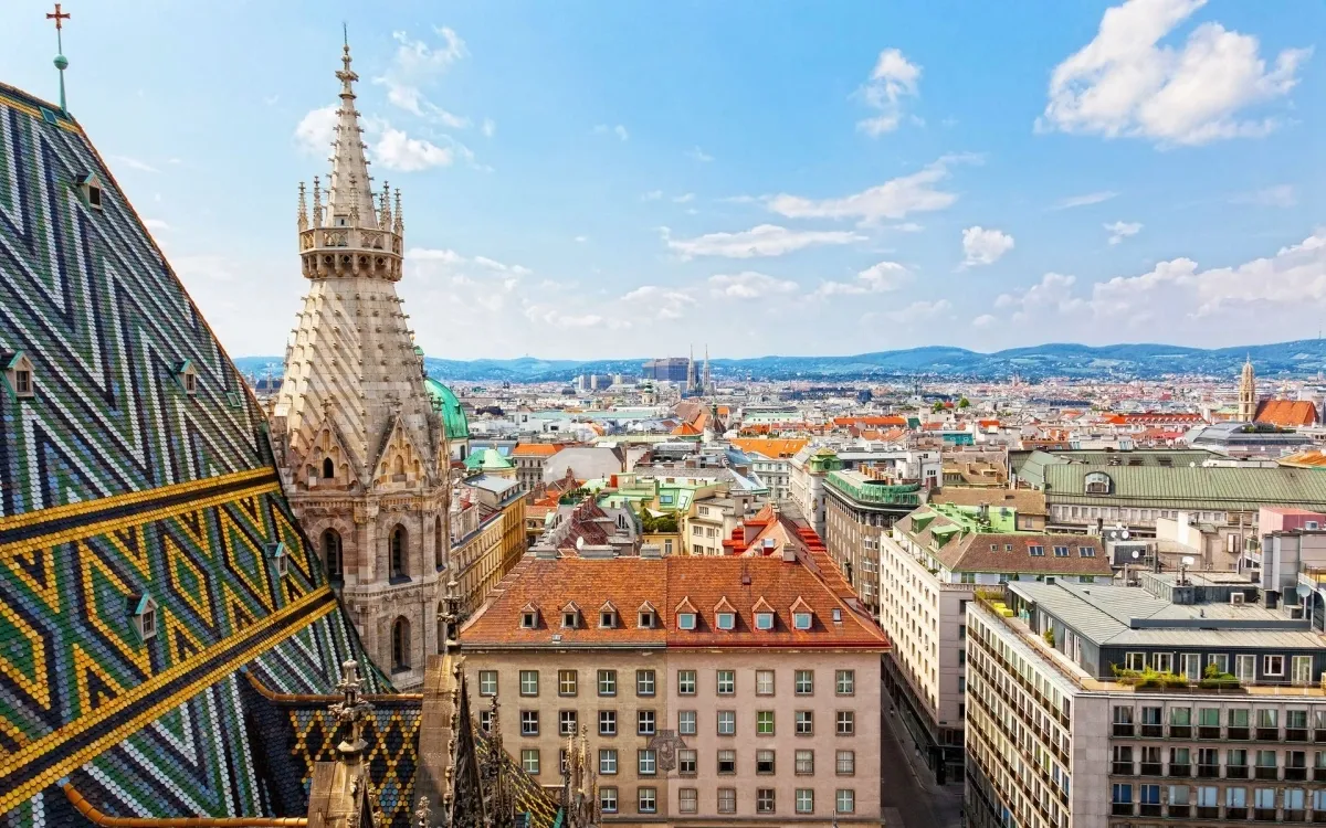 Chauffeur-Driven Car Rental and Premium Transportation in Vienna, VIP Transfers Across Austria