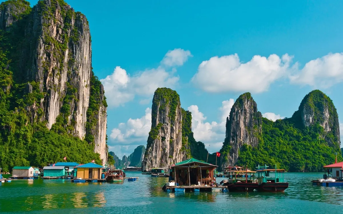 Chauffeur Service in Ha Long Bay