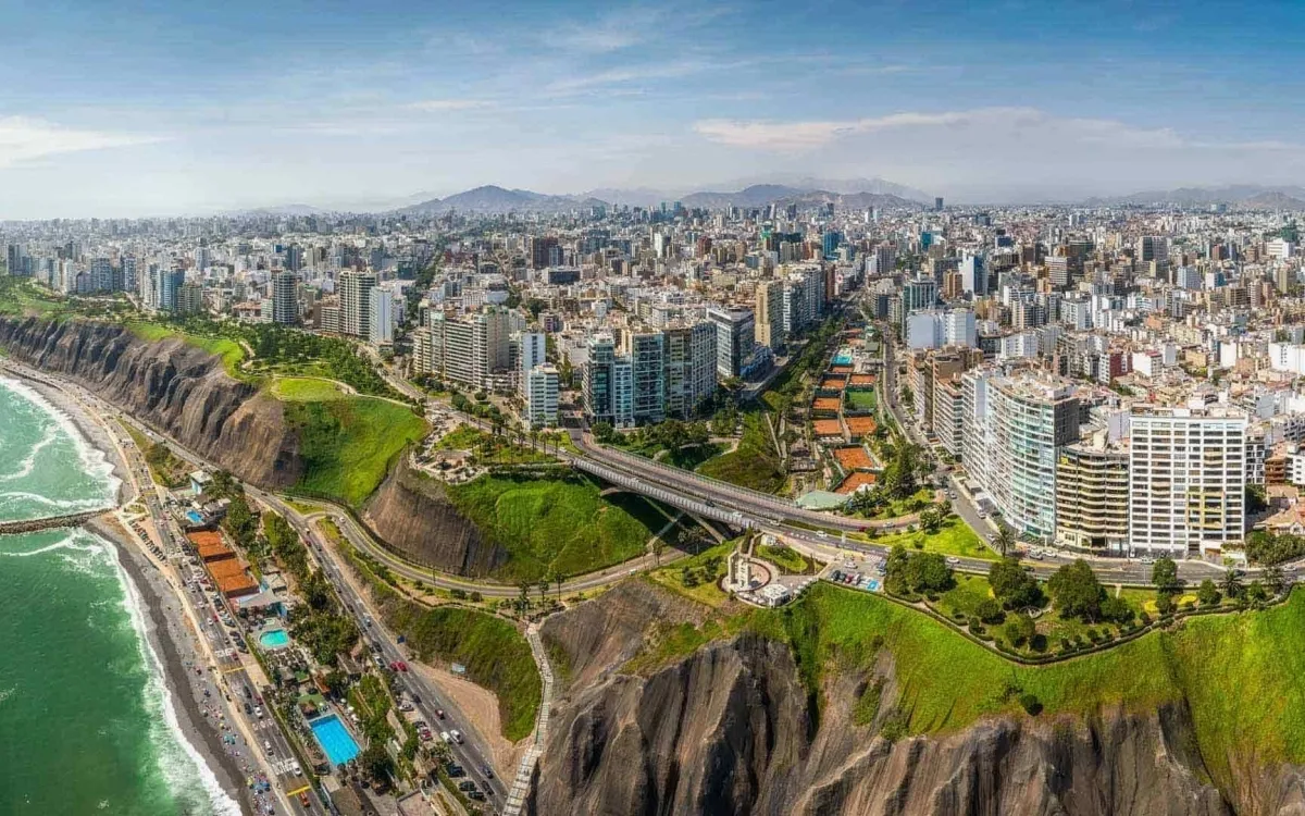 Chauffeur Service in Lima