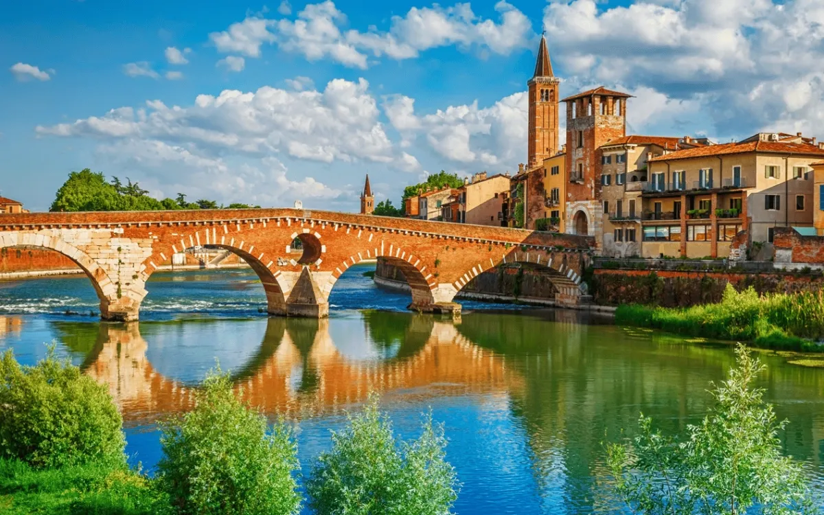 Private Chauffeur in Verona for Business Travel, Tourism & Premium Transfers