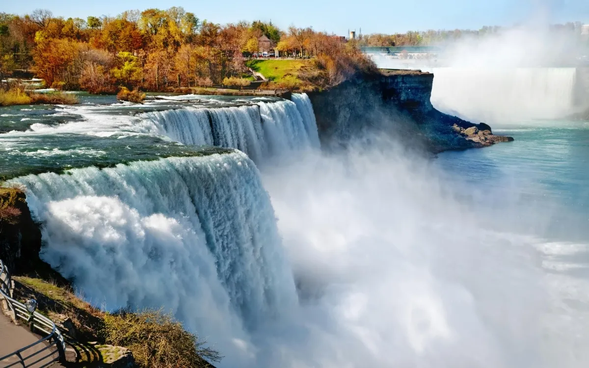Private Chauffeur to Niagara Falls from Toronto and Airport