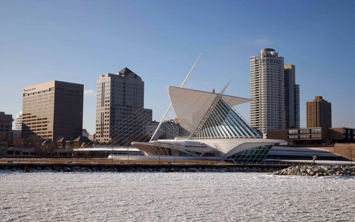 Chauffeur Service in Milwaukee