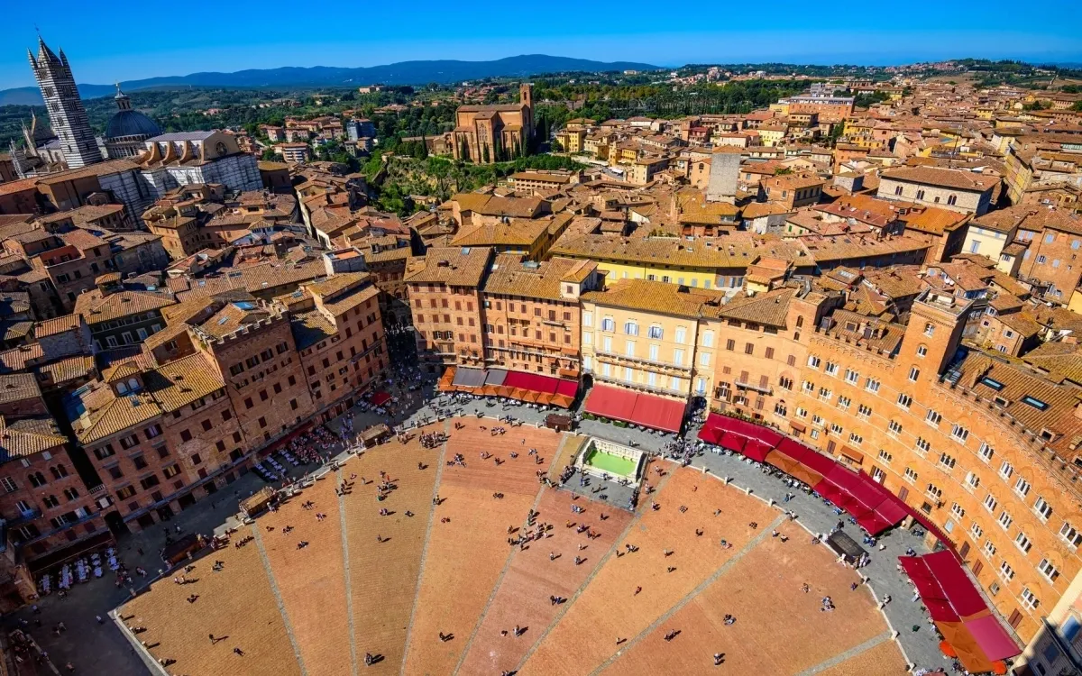 Chauffeur Service in Siena