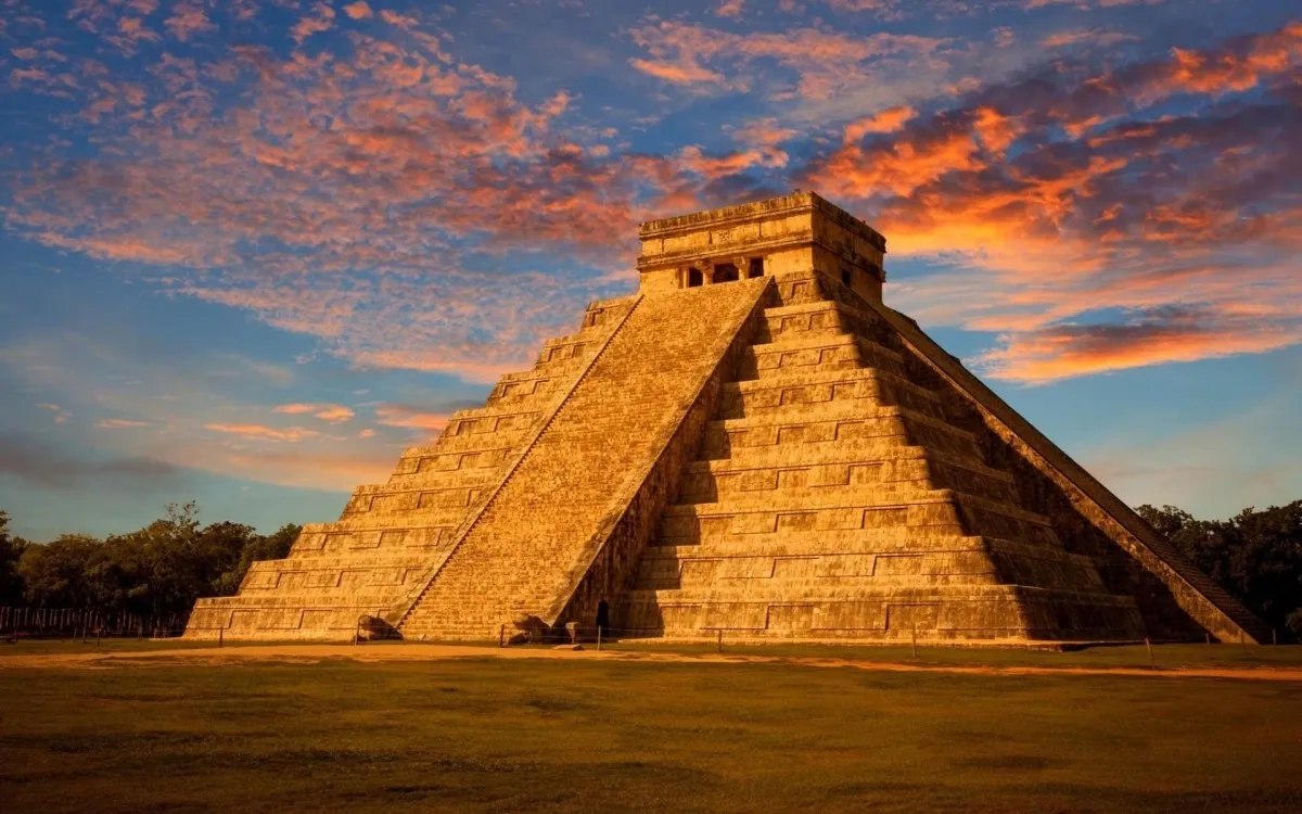 Chauffeur Service in Chichén Itzá