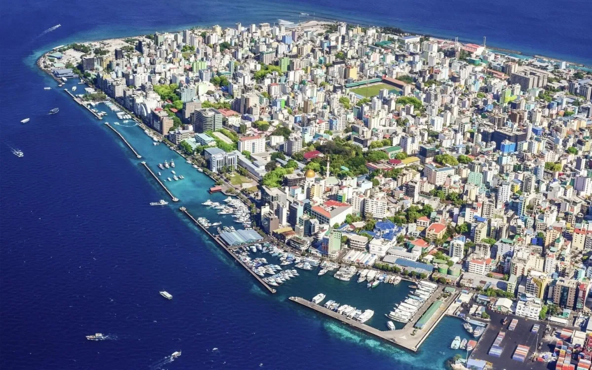 Chauffeur Service in Malé