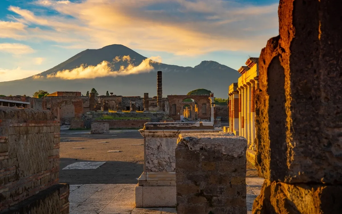 Chauffeur Service in Pompeii