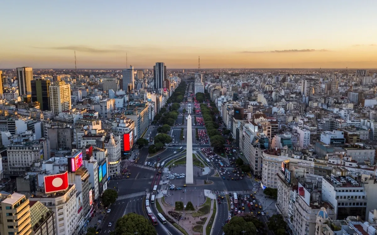 Premium Chauffeur Service in Buenos Aires
