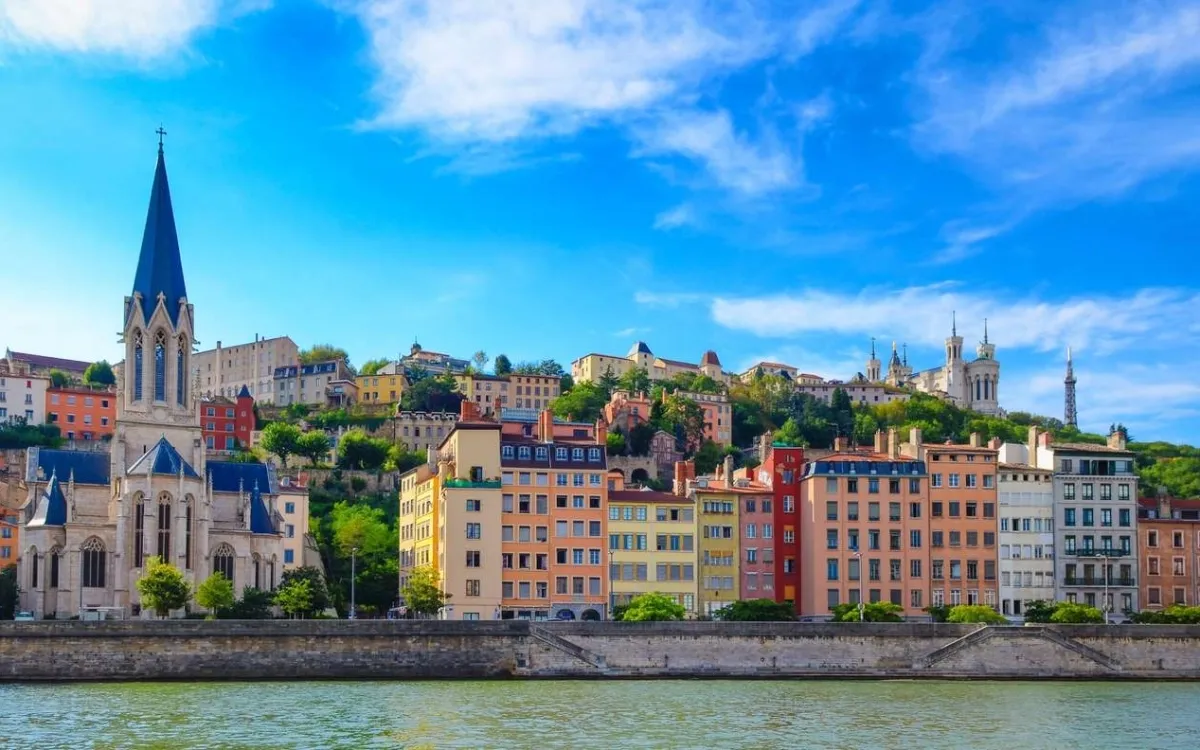 Chauffeur Service in Lyon