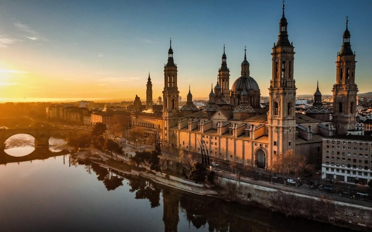 Chauffeur Service in Zaragoza