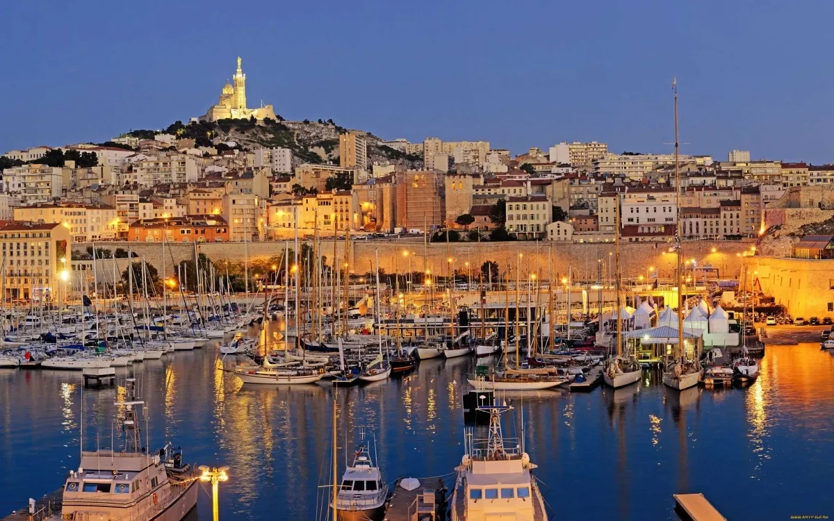 Chauffeur Service in Marseille